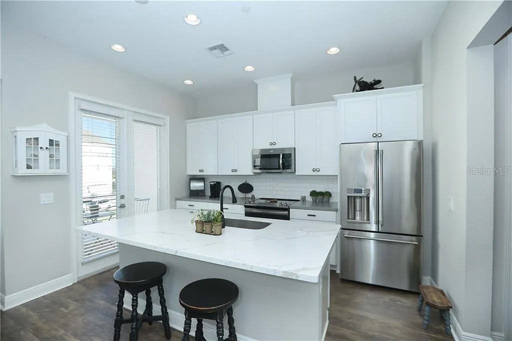 8451 Karrer Ter #8451 - Photo 5 of 35