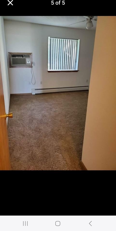 1422 Irish Drive #NA - Photo 4 of 5