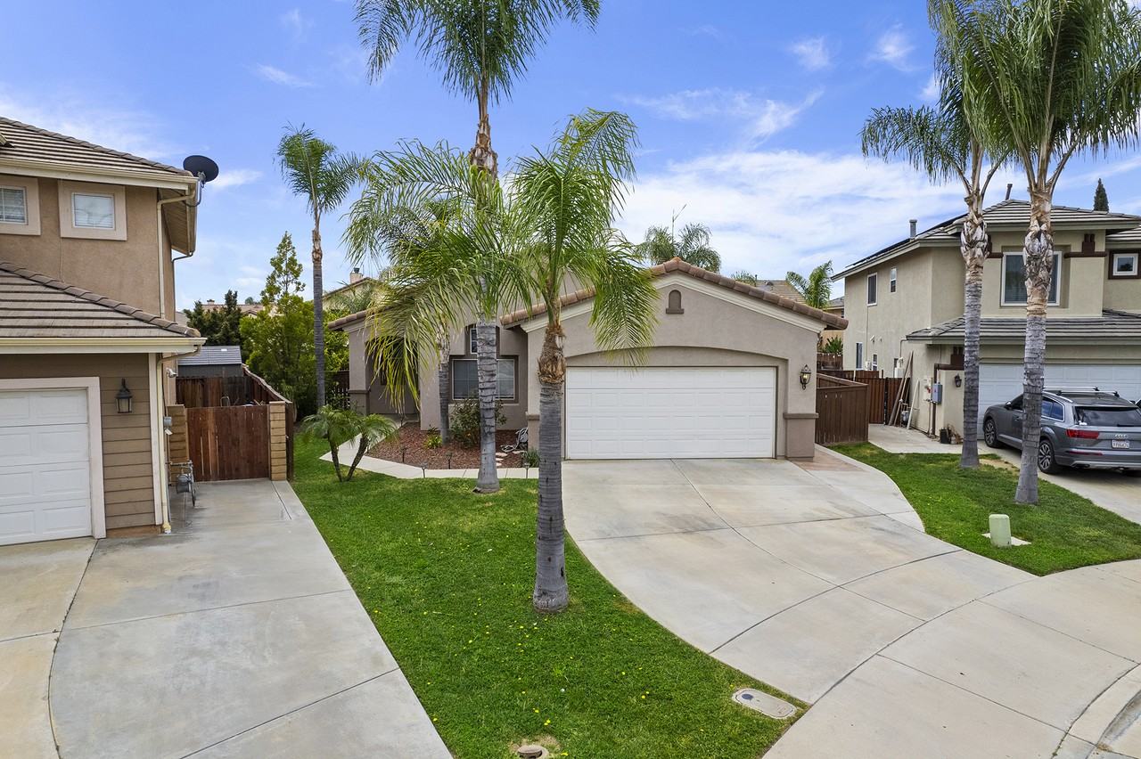 29137 Peridot Cir #NA - Photo 2 of 20