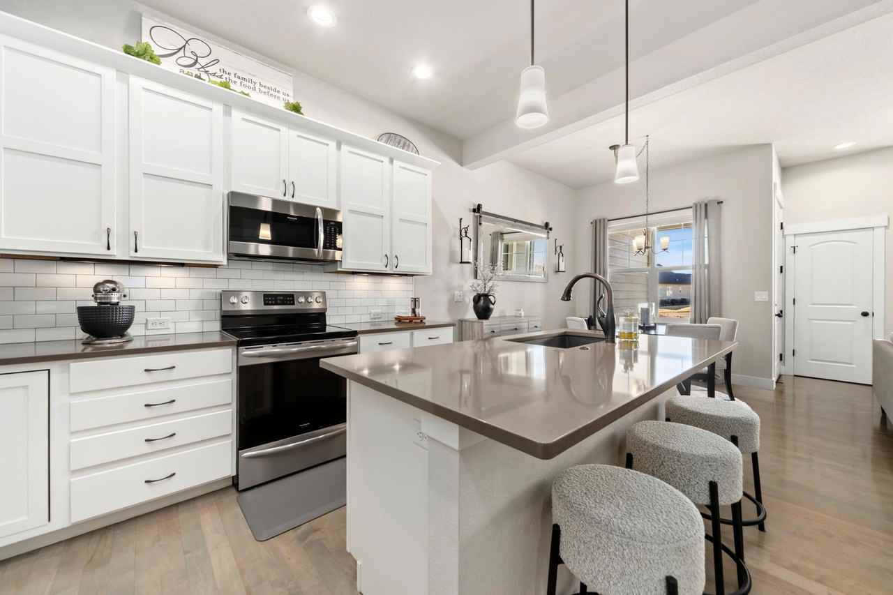 2154 Montauk Ln #2 - Photo 5 of 23