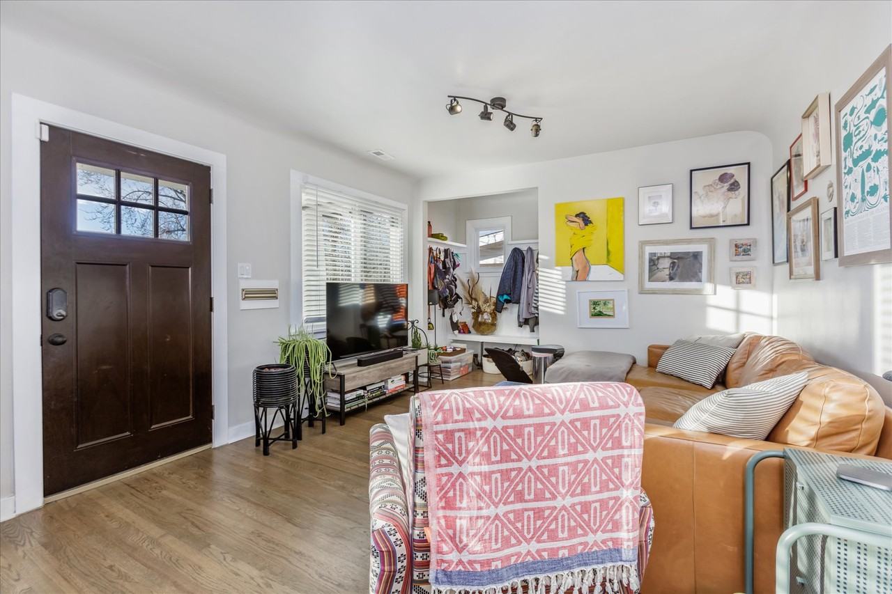 2064 S Logan St #NA - Photo 3 of 26