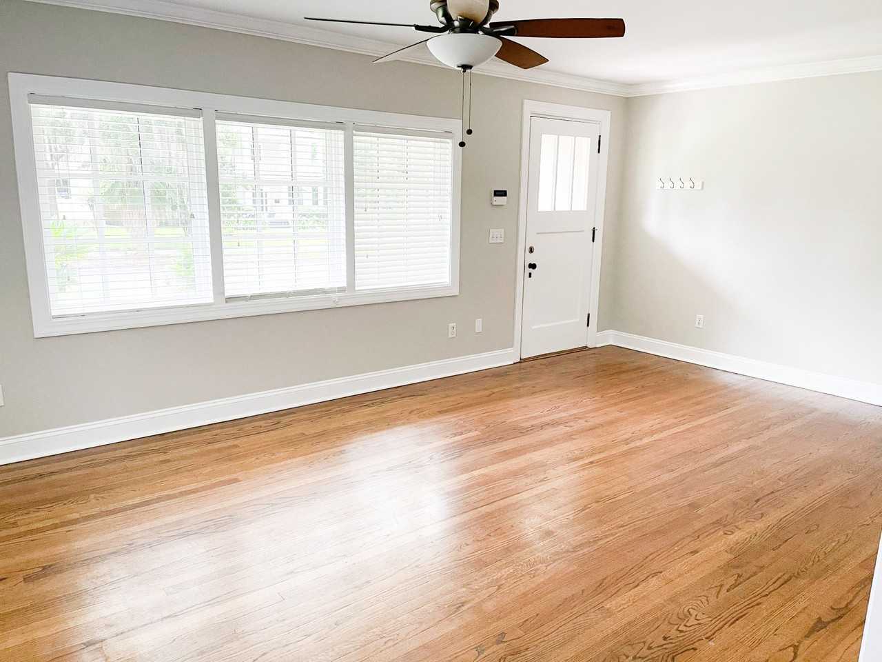 1532 Ingleside Ave #NA - Photo 3 of 25