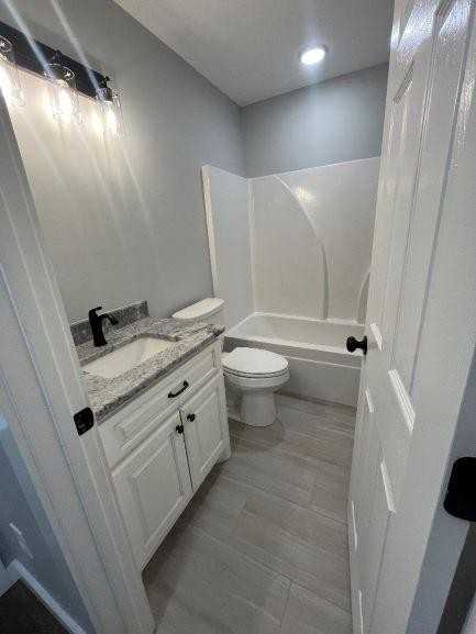 329 1st Ave - Photo 6 of 17