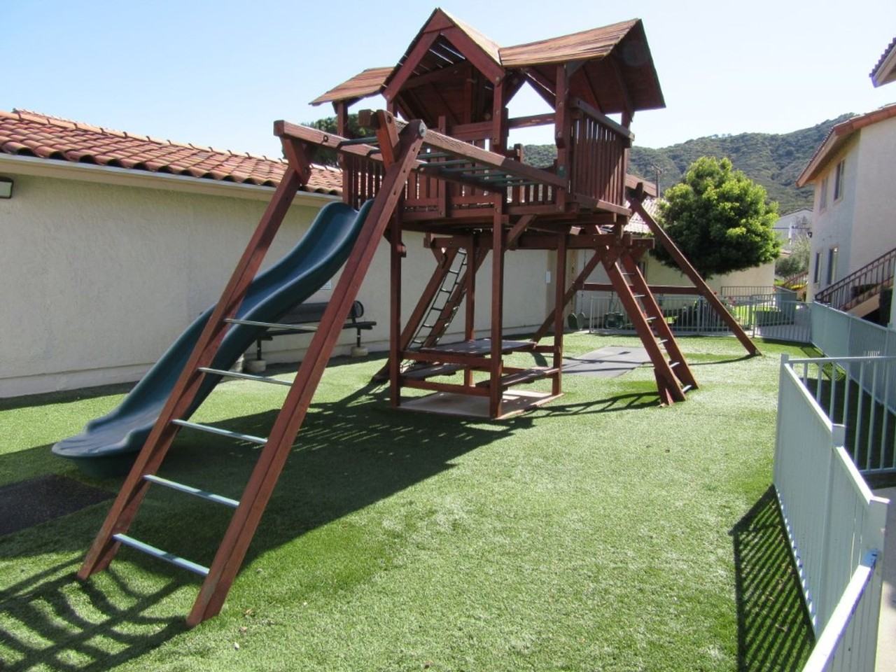 Villa Del Sol Apartment Homes - Photo 7 of 17