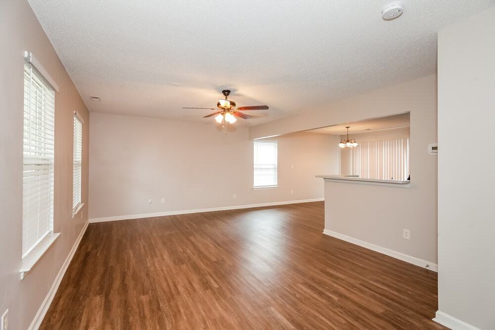 11619 Stewarts Crossing Dr - Photo 5 of 17