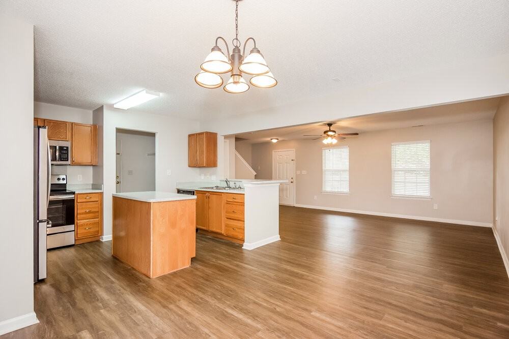 11619 Stewarts Crossing Dr - Photo 6 of 17