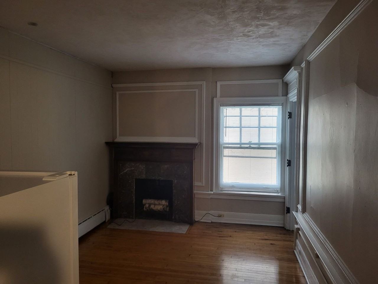 529 North Pinckney Street - Photo 4 of 21