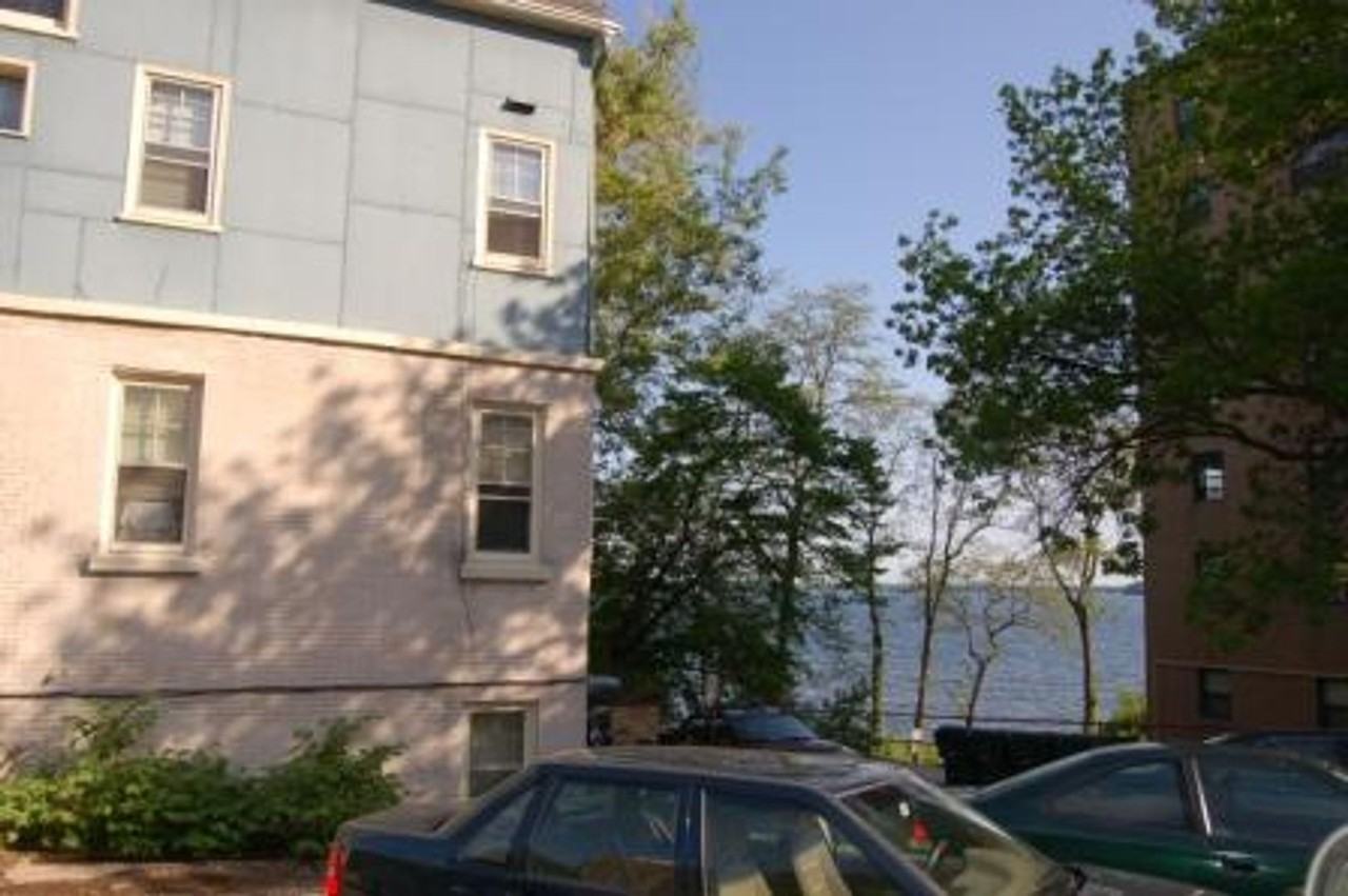 529 North Pinckney Street - Photo 7 of 21