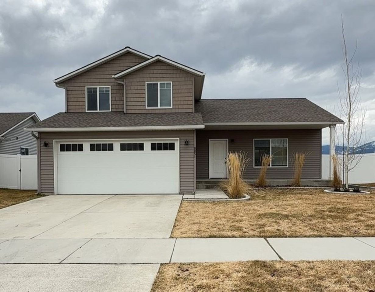 8851 N Scotsworth St