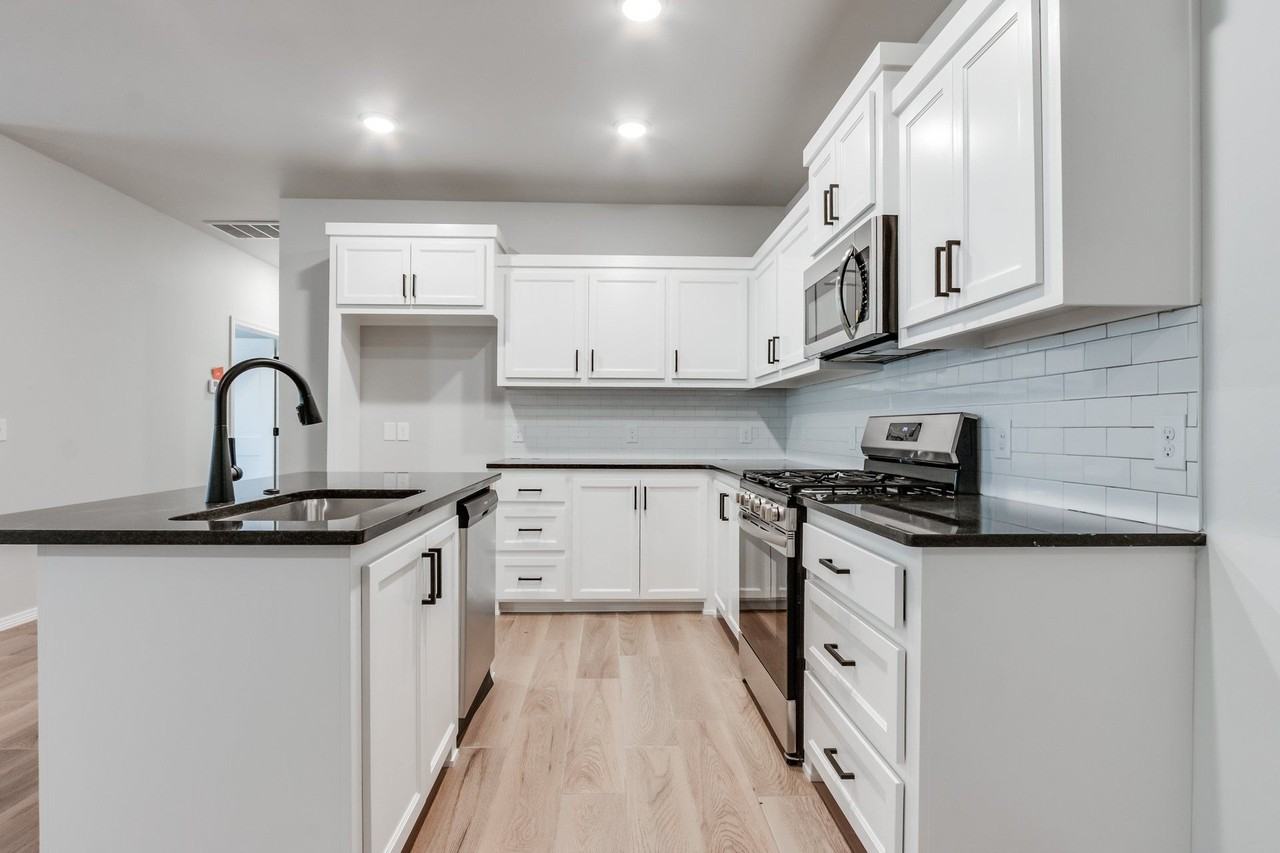 New Construction 3 Bedroom Piedmont Schools - Photo 7 of 17