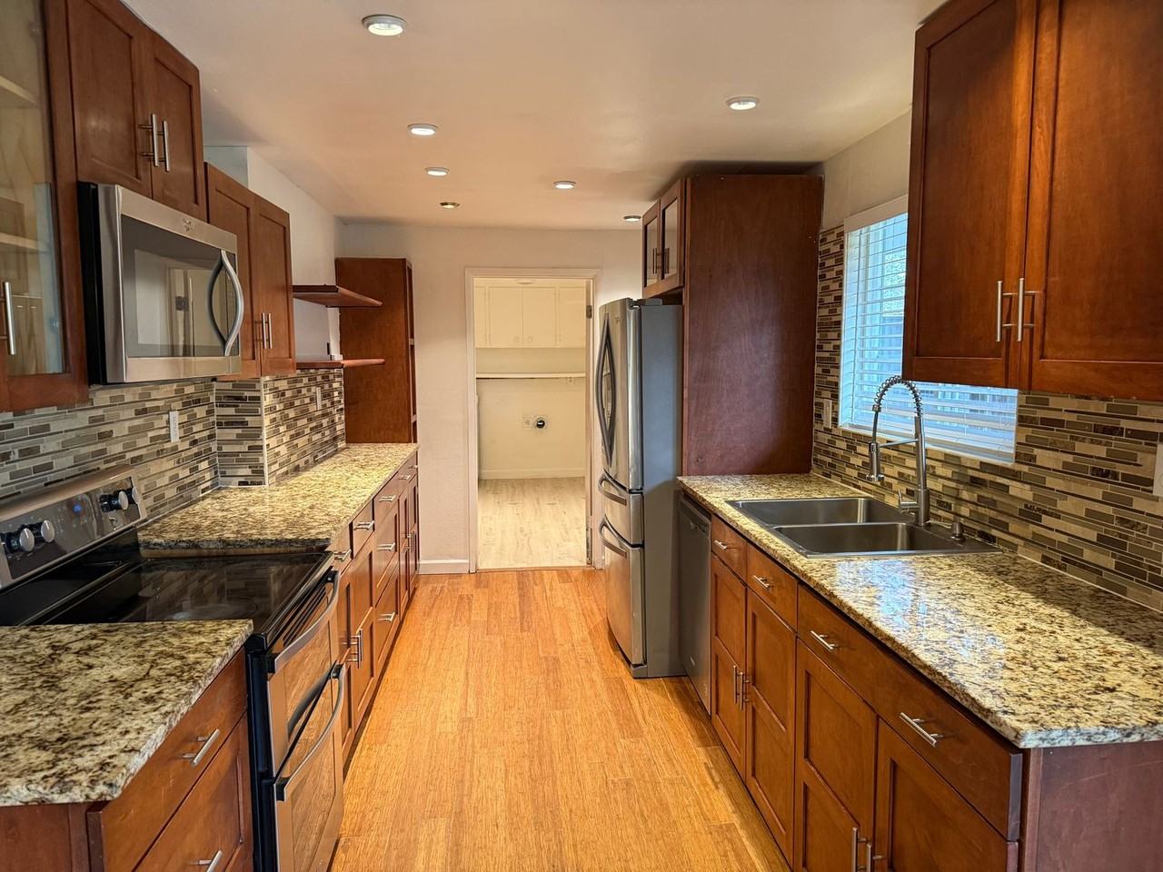 9701 Se 7th St - Photo 2 of 16