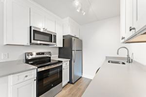 featured image of 275 Main St