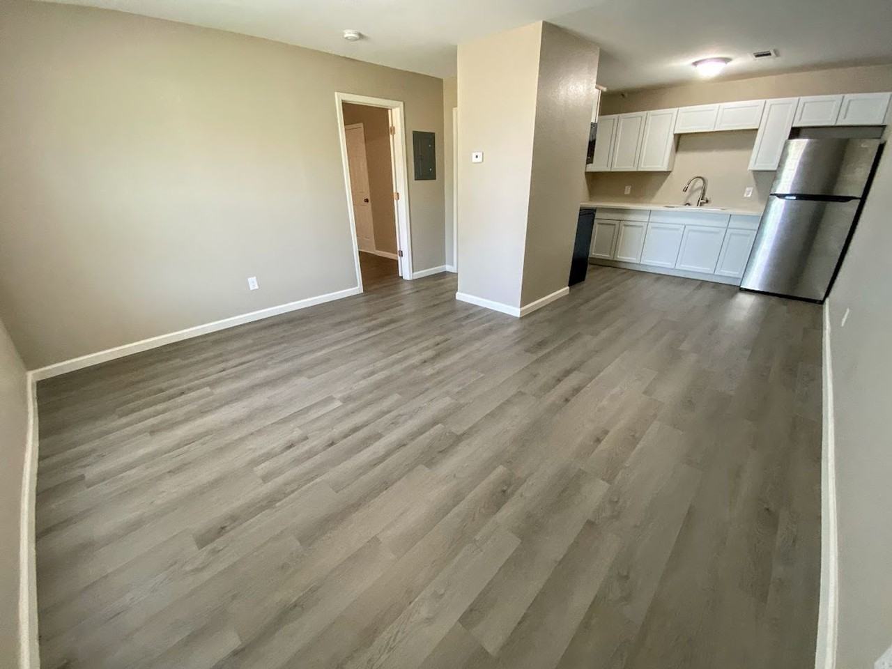 909 Wilder St #4 - Photo 2 of 11