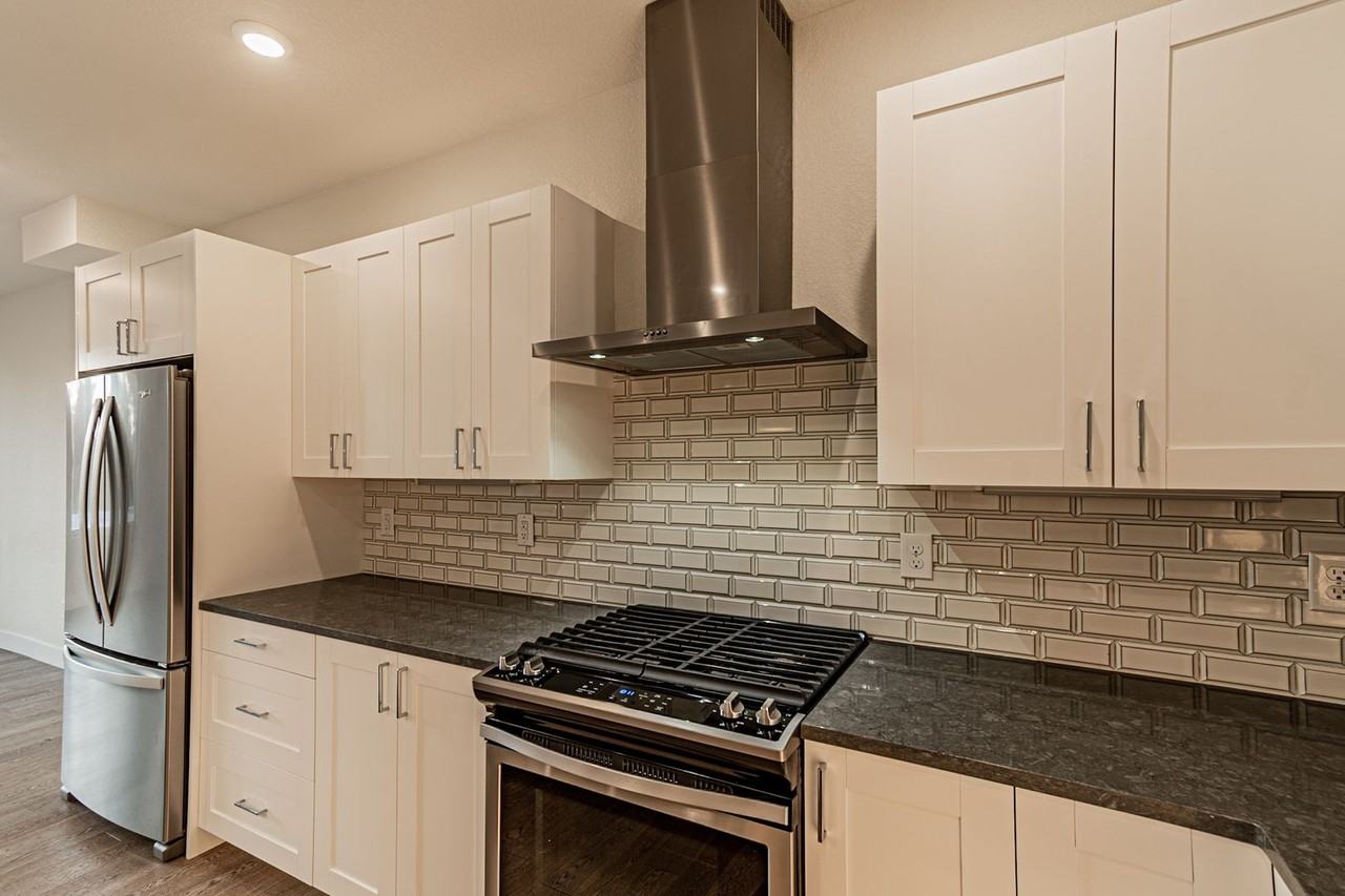2853 W 23rd Ave - Photo 4 of 29