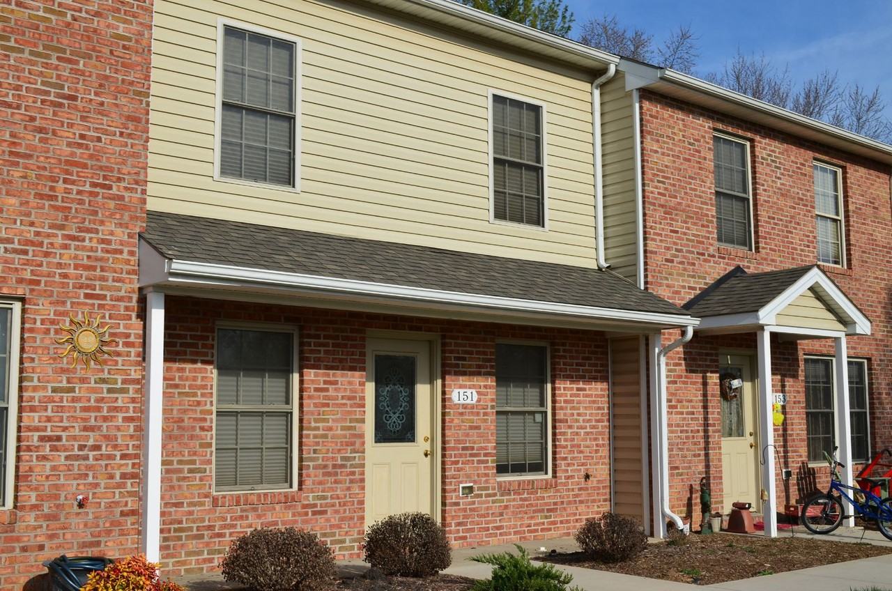 151 Turner Ave - Photo 2 of 16