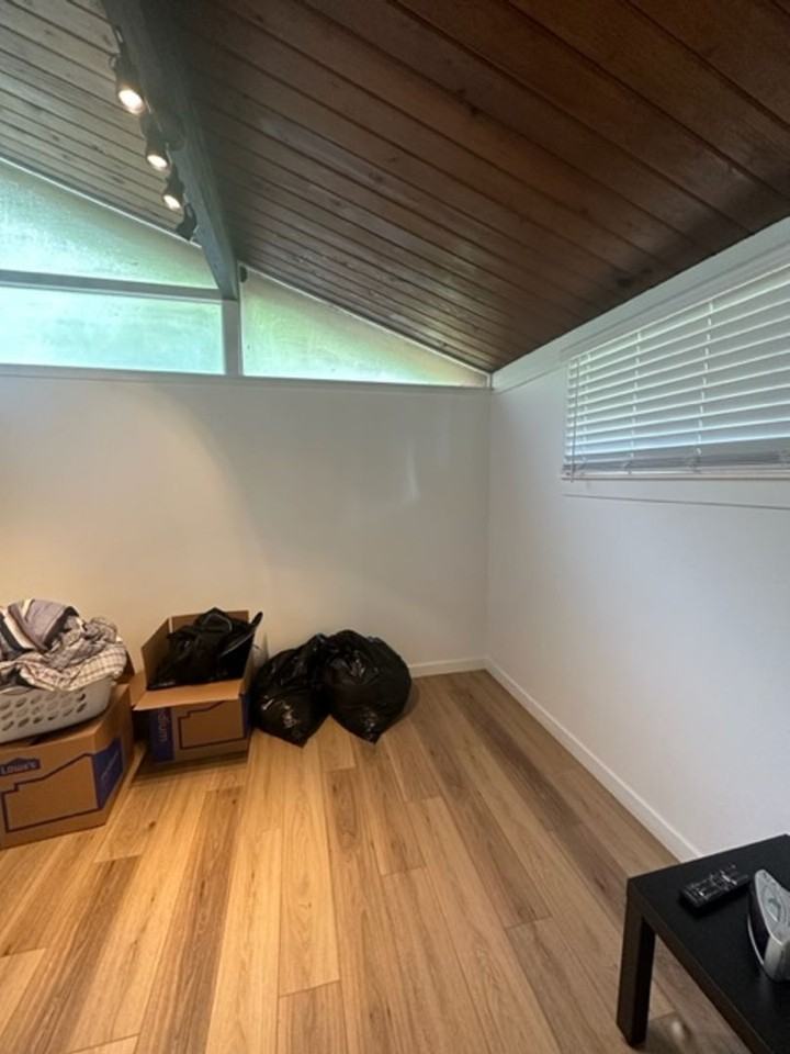 15801 Larch Way - Photo 5 of 15