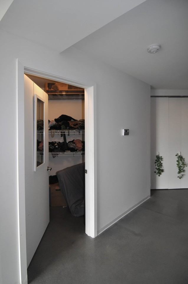 1515 W Haddon Ave - Photo 5 of 8