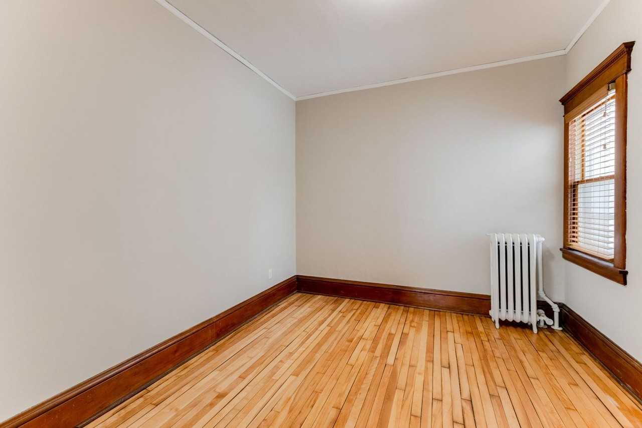 275 Sturgis St - Photo 7 of 14