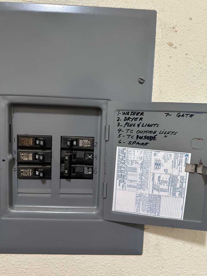 127 Ave 64 - Photo 4 of 4