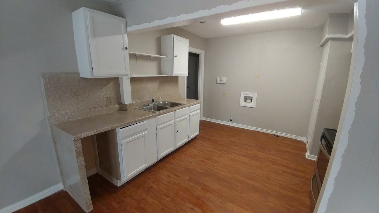 3603 Shelley Blvd - Photo 5 of 19
