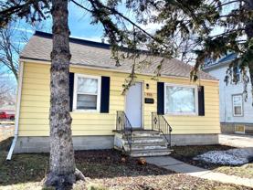 916 12th Ave N - Photo 1 of 1
