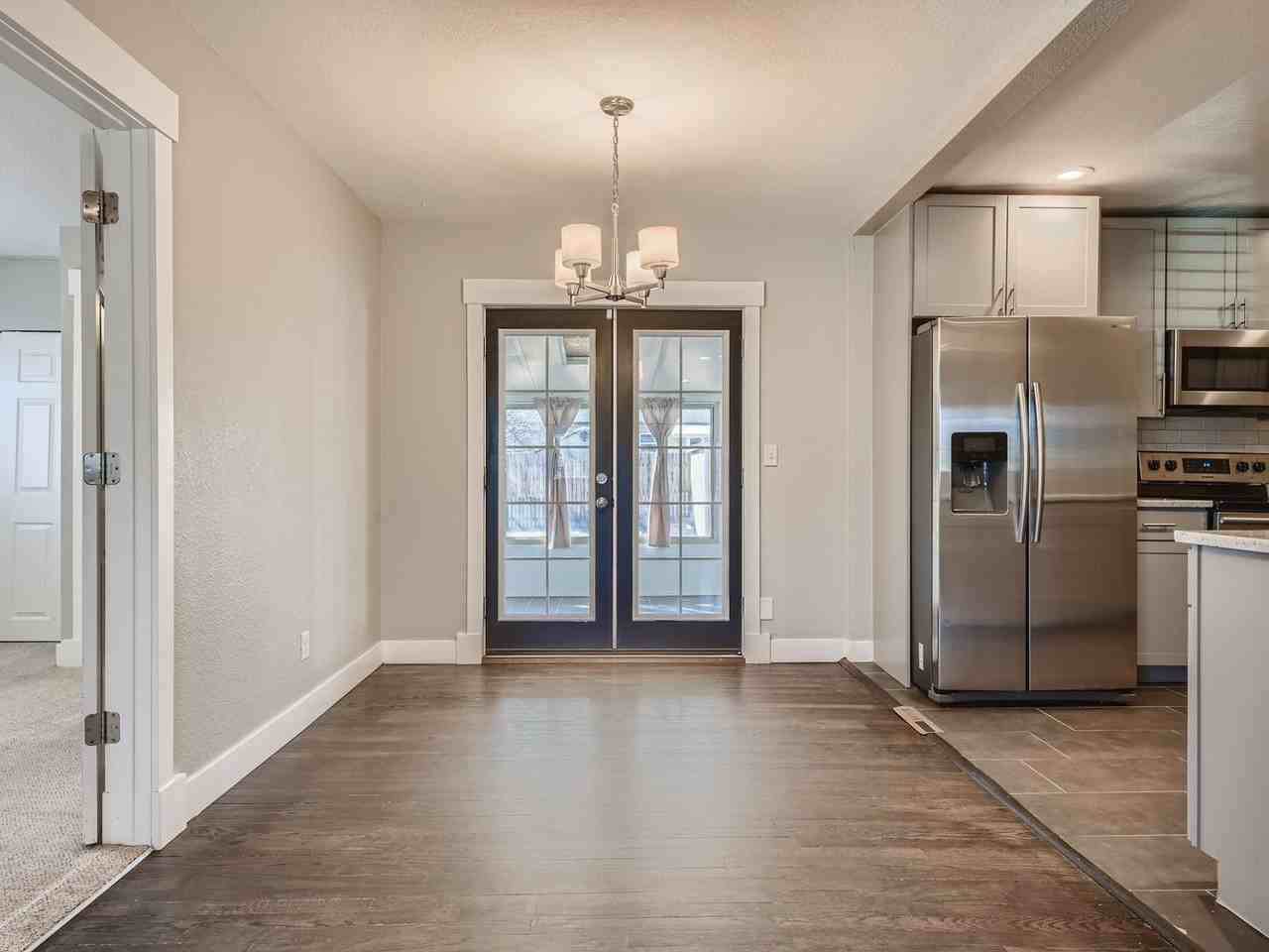 1673 S Michigan Way - Photo 5 of 11