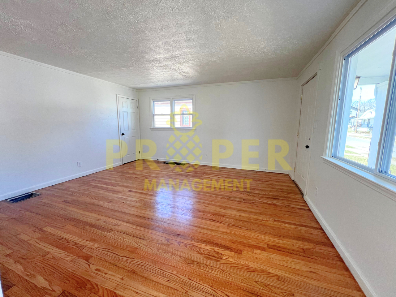 3728 West 2nd Street - Photo 2 of 9