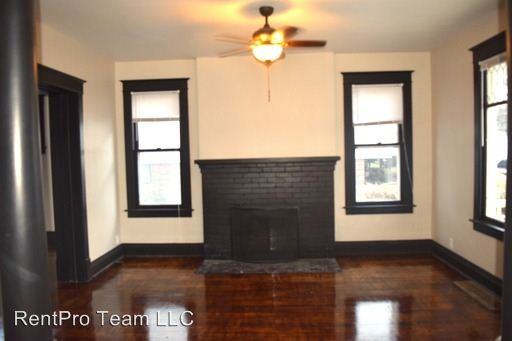 736 14th St - Photo 2 of 11