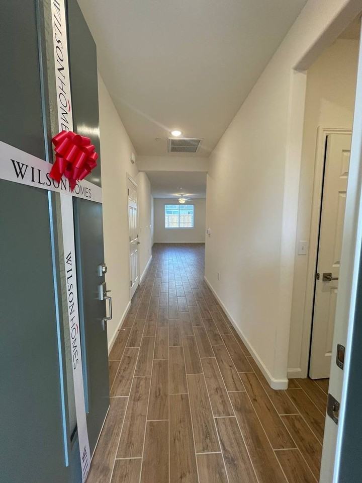 1169 Vanguard Way W - Photo 2 of 22