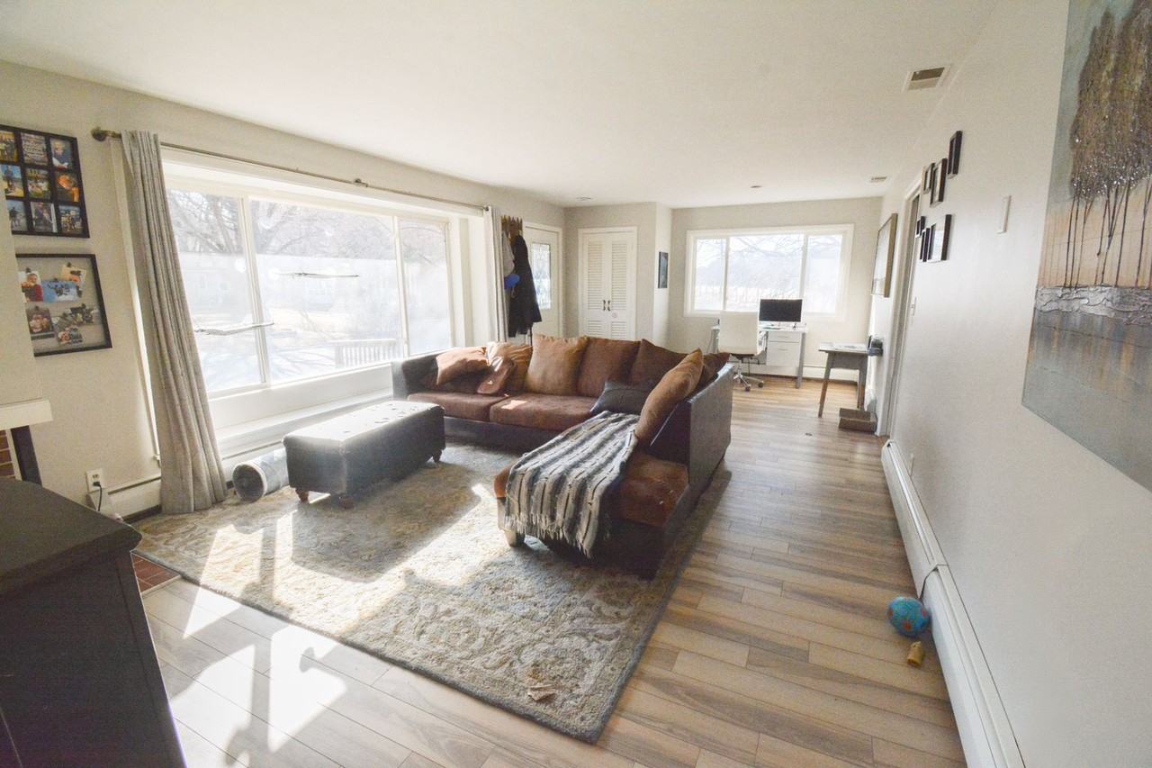 723 15th Ave Sw - Photo 7 of 15