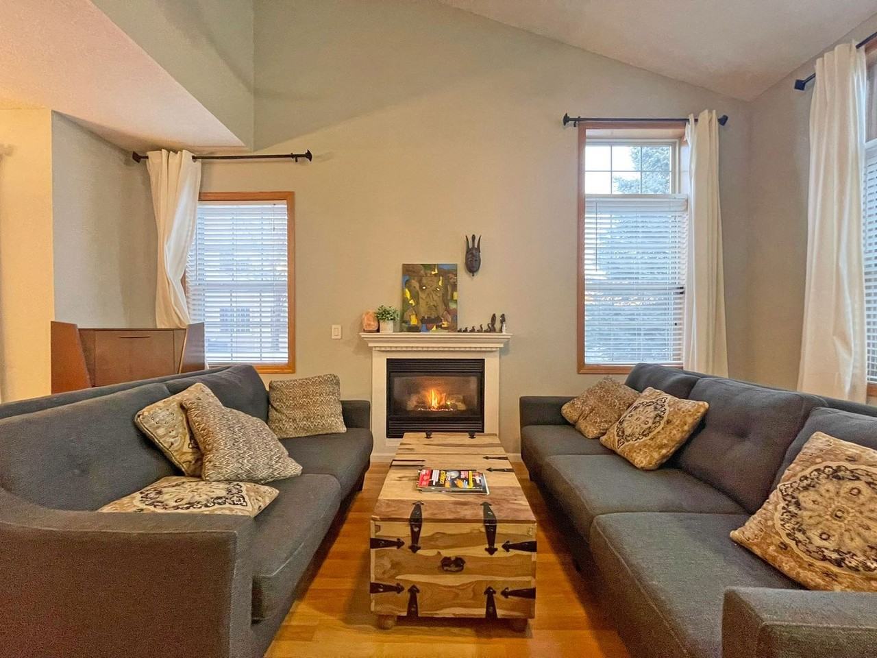 13837 Dahlia Dr - Photo 2 of 16