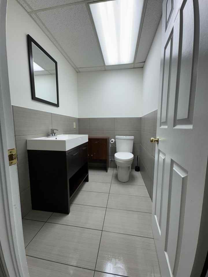 1010 Polytek St #14 - Photo 3 of 19