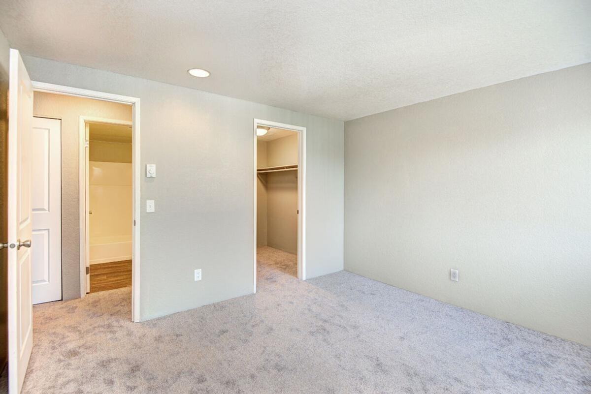 14901 Se 272nd St - Photo 7 of 37