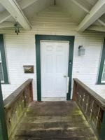 featured image of 983 Oregon Ave