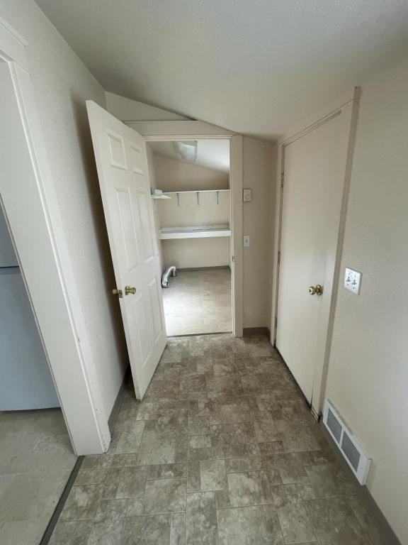 983 Oregon Ave - Photo 6 of 14