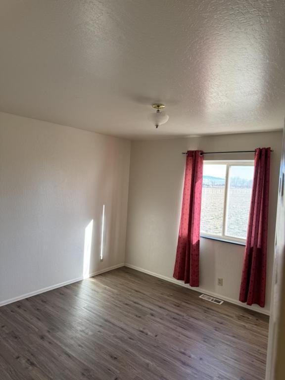 10502 2100 Rd - Photo 7 of 9