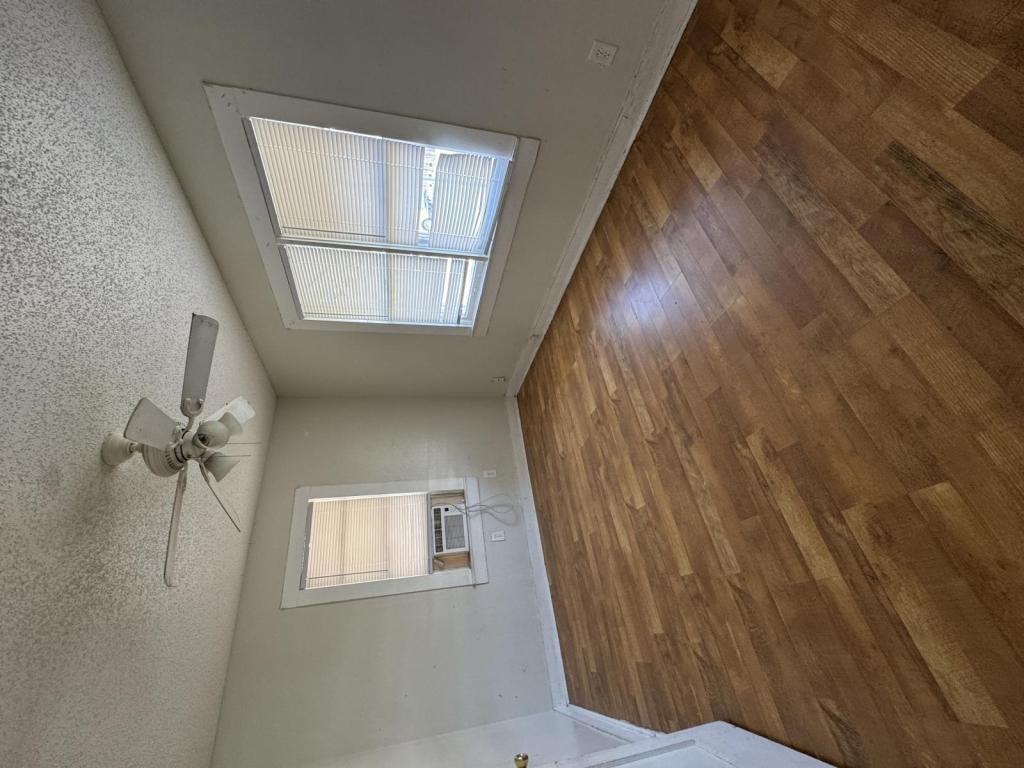 823 N Jackson St - Photo 5 of 5