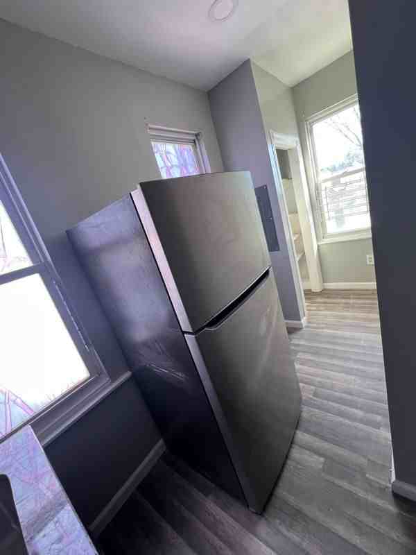 7307 Sycamore Ave ##Apt - Photo 5 of 10