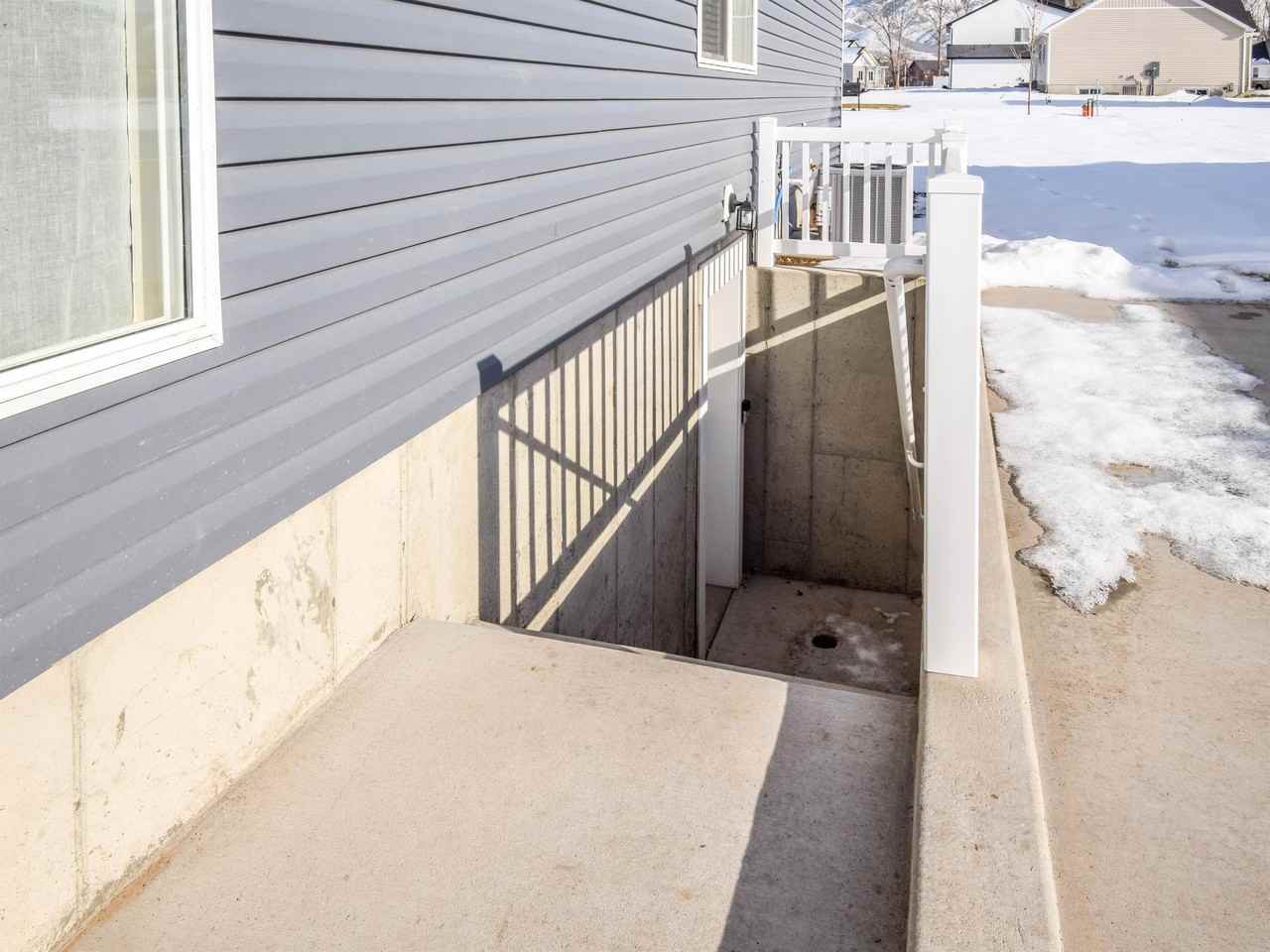 362 Northwest - Photo 7 of 17