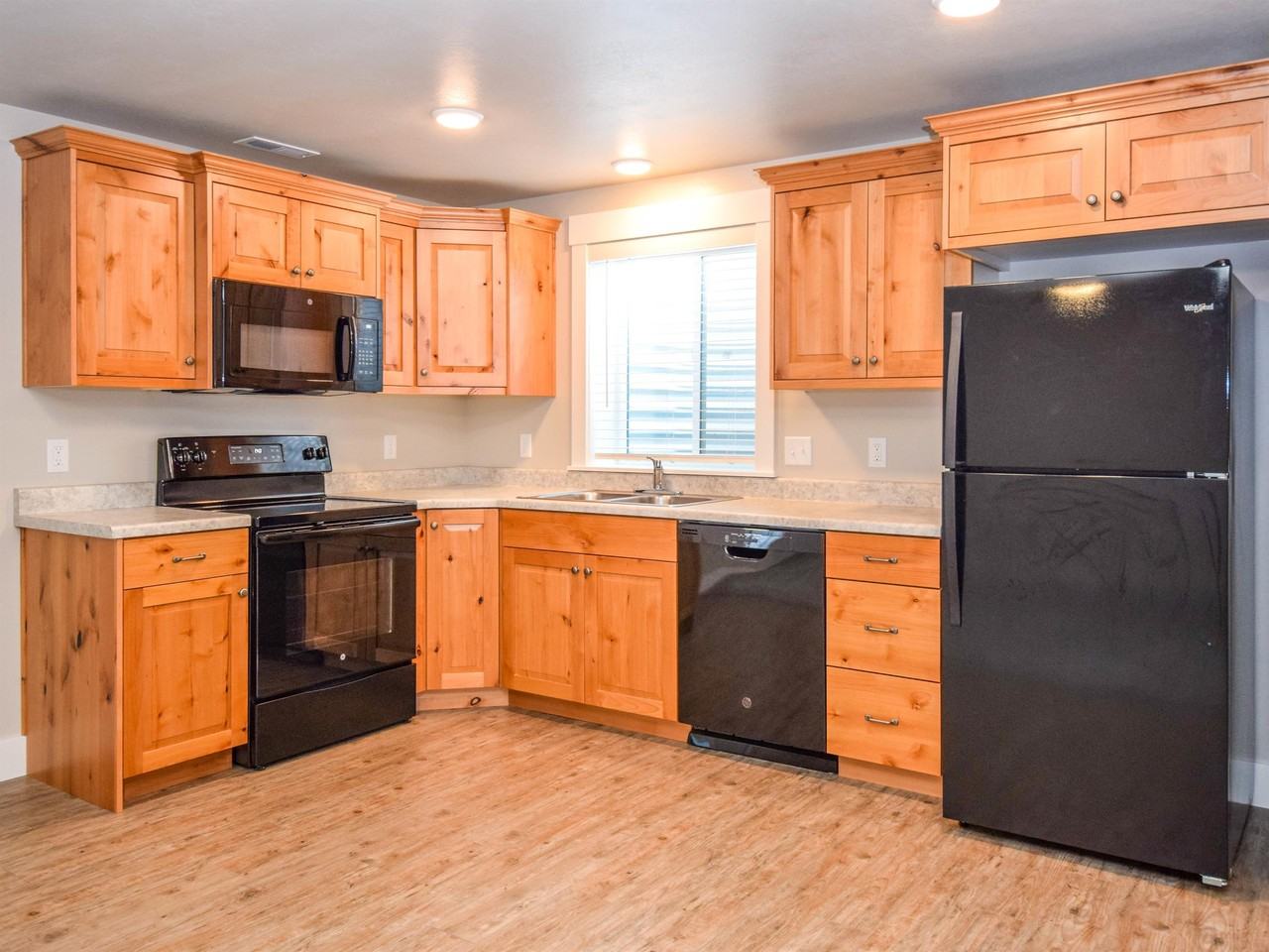 362 Northwest - Photo 2 of 17