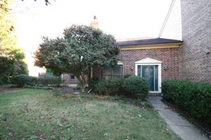 featured image of 122 West Lake Circle