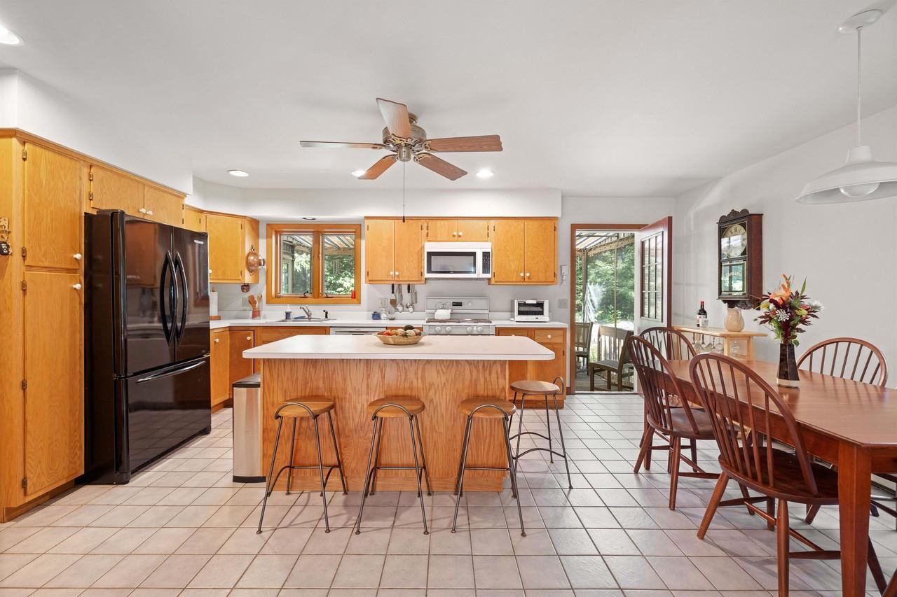 29 Ox Plow Ln - Photo 6 of 40