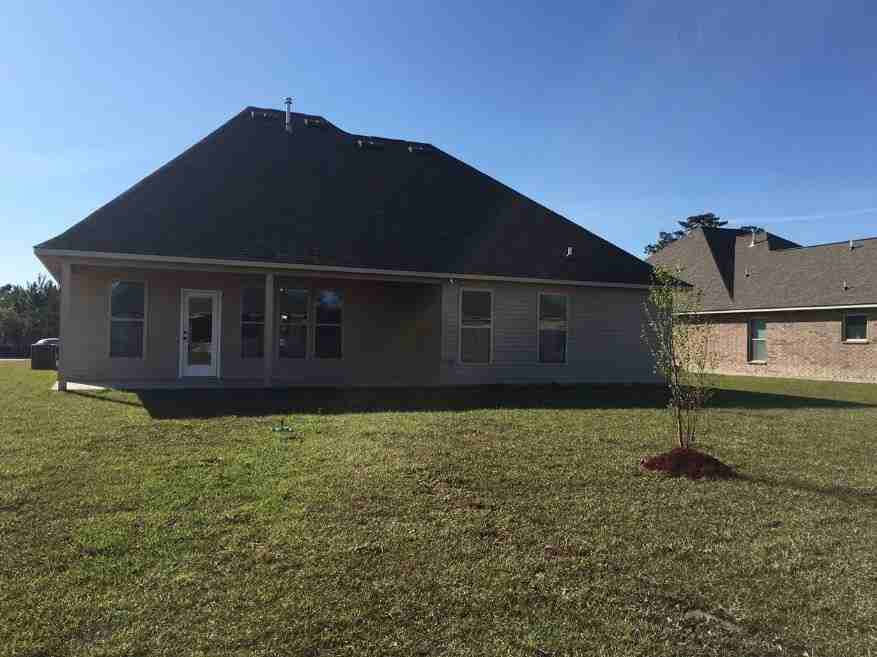 42216 Wood Ave - Photo 3 of 9