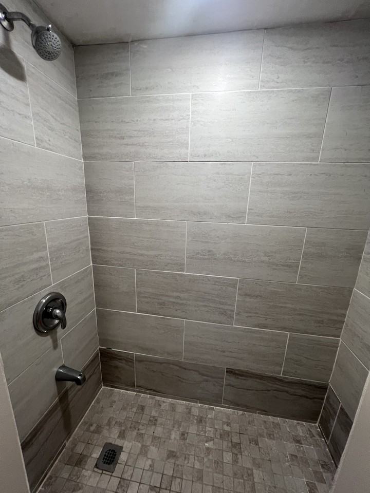 36 S Dover Ave #B - Photo 3 of 9