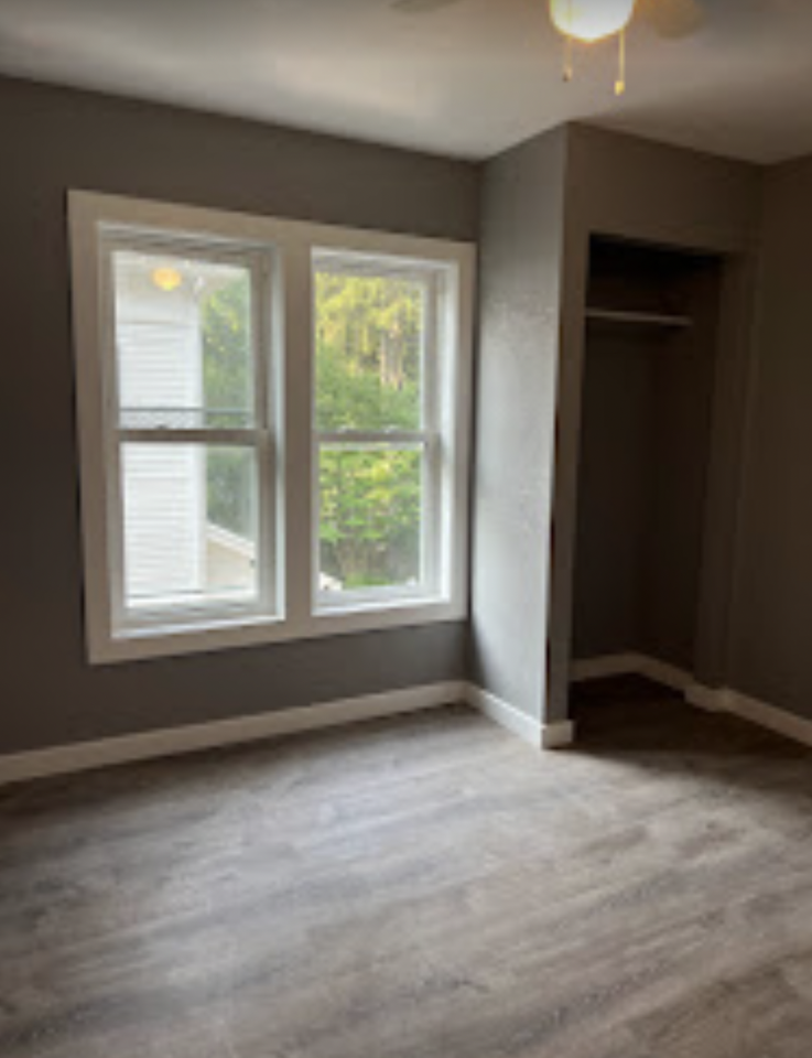 49 Liberty St #2 - Photo 4 of 10