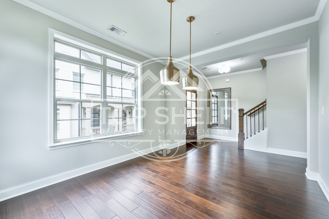 316 Garland Woods Ct #1 - Photo 4 of 28