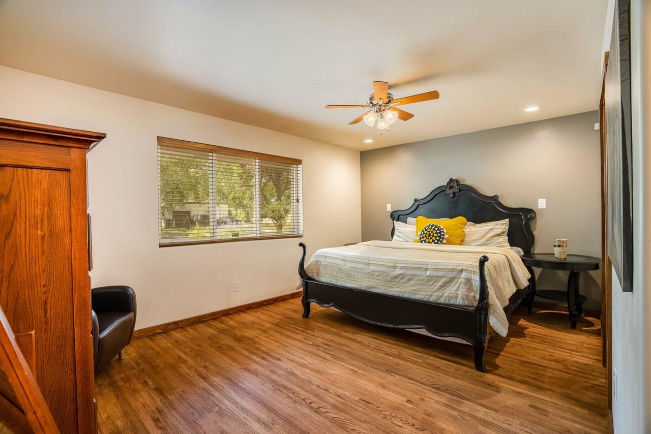1623 San Patricio Ave Sw - Photo 2 of 29