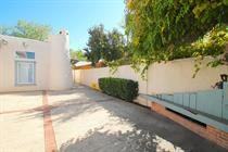 318 1/2 San Pasquale Ave Nw - Photo 3 of 26