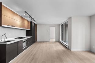189 Keefer St #512 - Photo 1 of 1