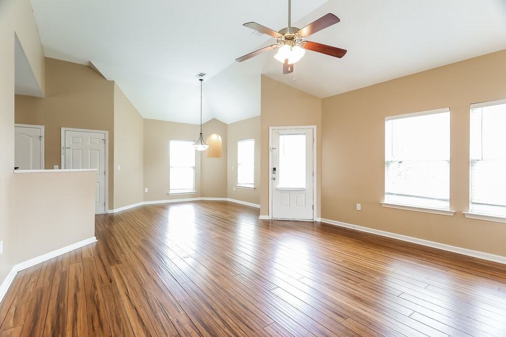 4624 Rosser Loop Dr - Photo 5 of 16